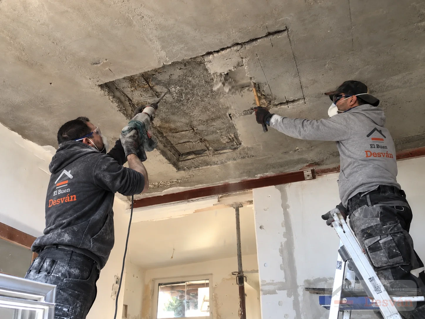 Acceso real a una cámara bajo cubierta realizado por El Buen Desván